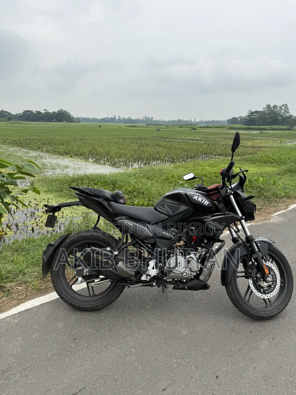 Hero Xtreme 125R 2025 Black