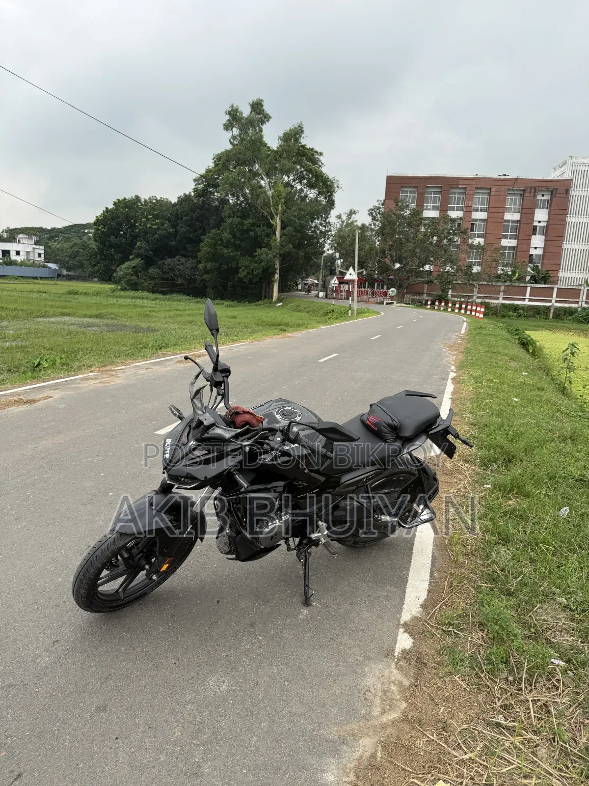 Hero Xtreme 125R 2025 Black