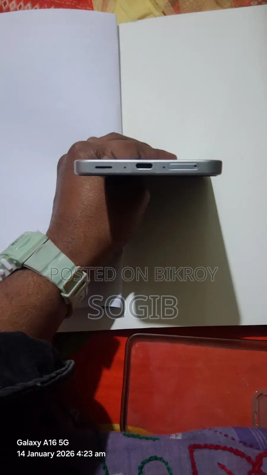 স্যামসাং গ্যালাক্সি এ৩৬ ২৫৬ জিবি হোয়াইট