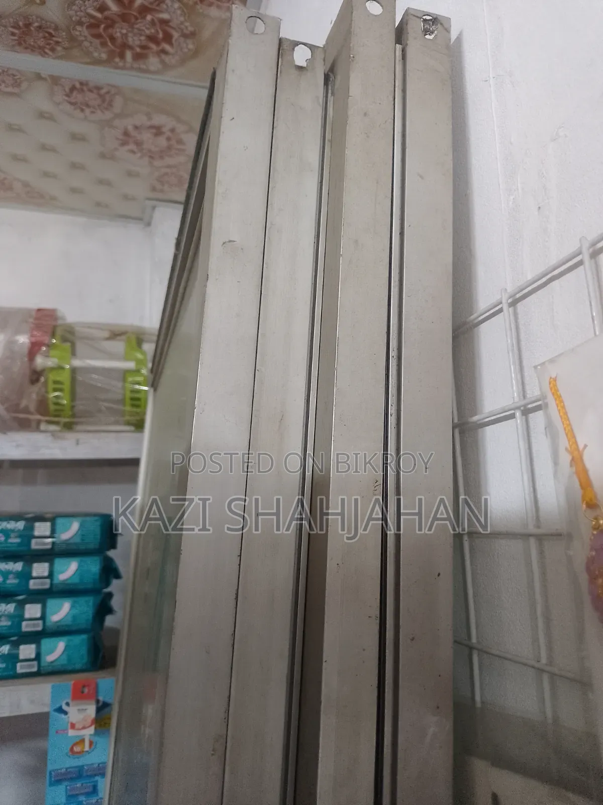 Sliding Door