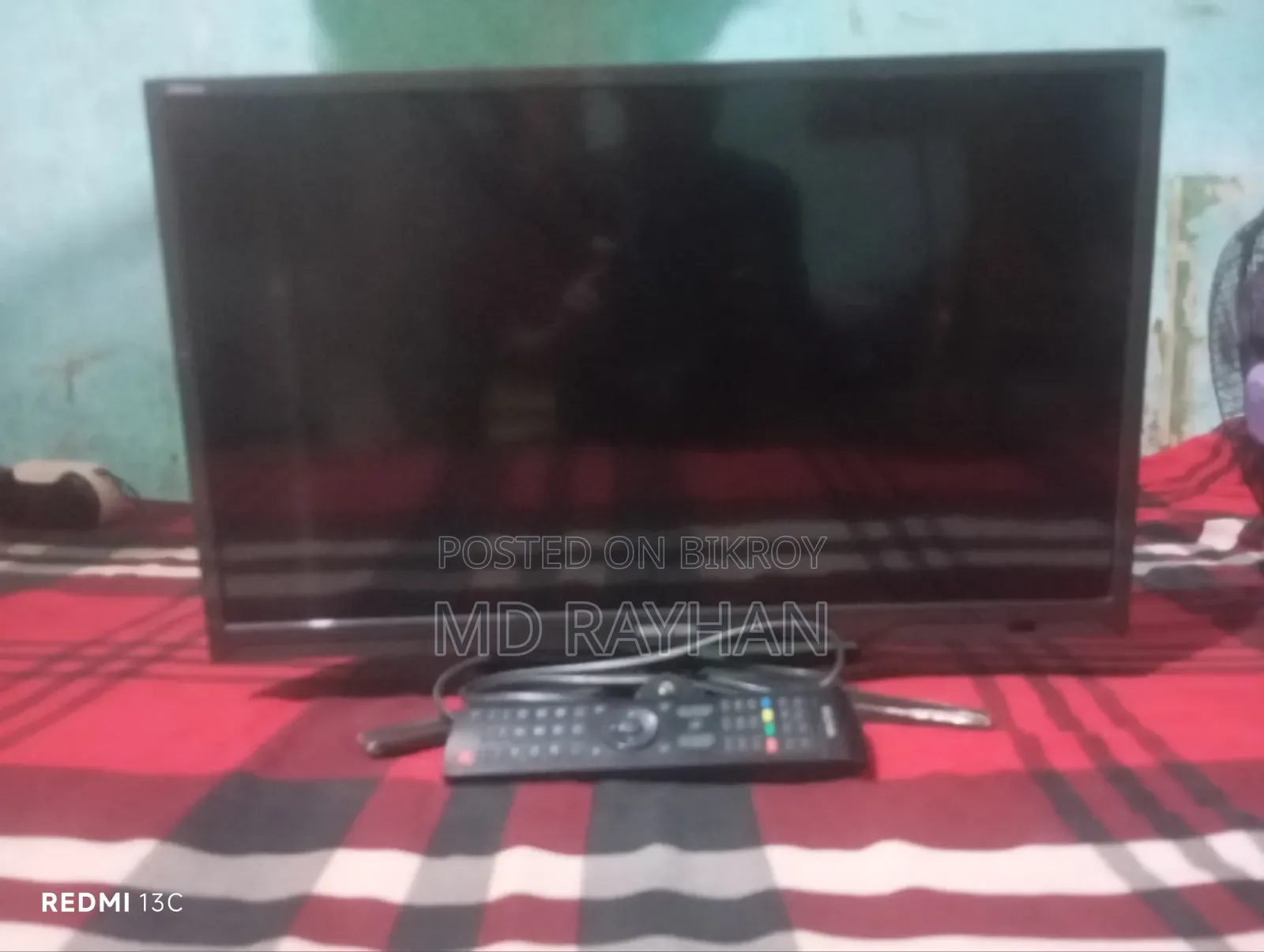 Walton 24" Monitor (Full fresh condition)