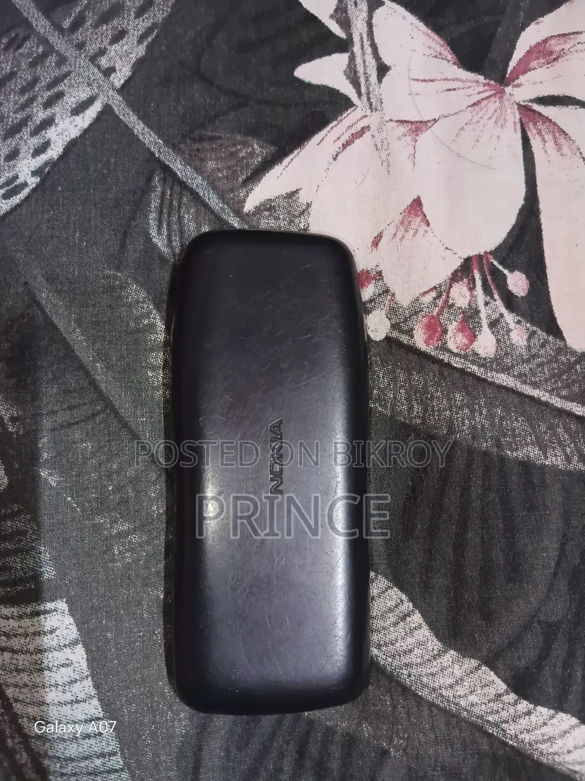 নোকিয়া ১০৫ কালো