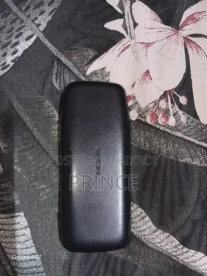 নোকিয়া ১০৫ কালো