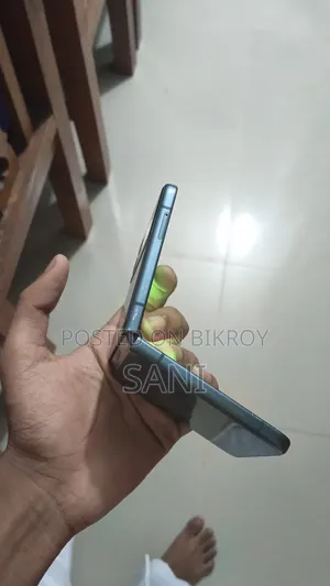Samsung Z 16 GB Black