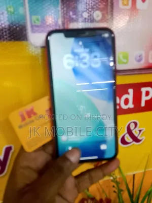 Apple iPhone 11 128 GB Red