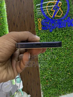 Vivo X200 FE 256 GB Yellow