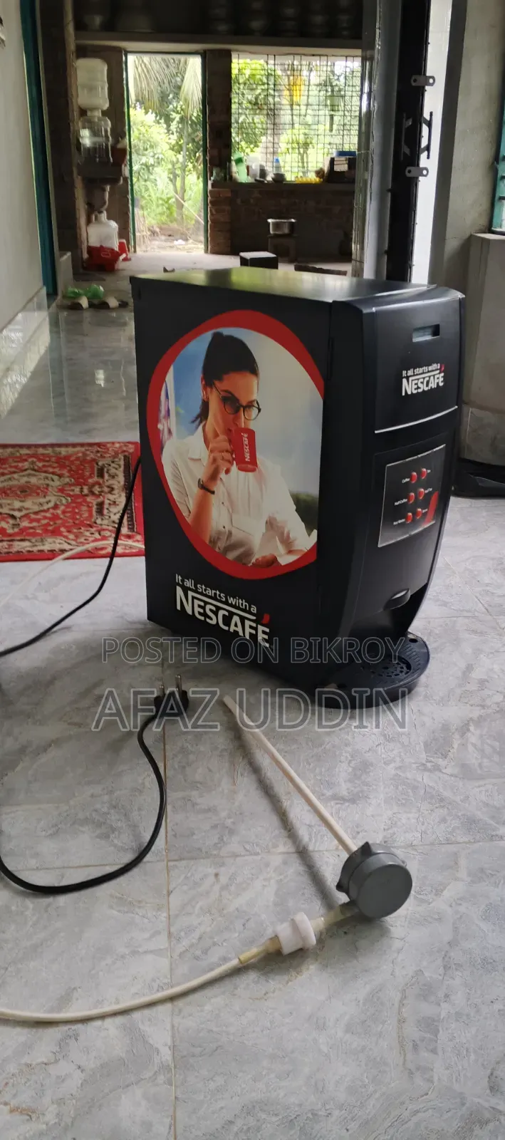 কফি মেশিন নেসকাফে