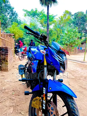 সুজুকি জিক্সার মনোটোন ২০২২ ব্লু