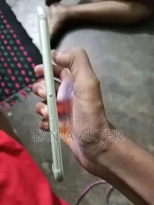 অ্যাপল আইফোন ৭ ৩২ জিবি হোয়াইট