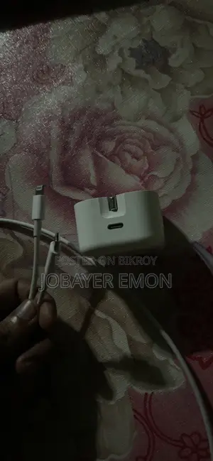 I Phone’S 20w Charger