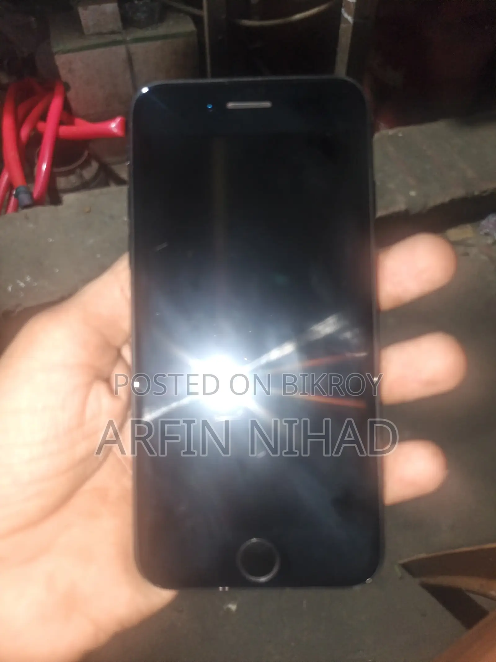 অ্যাপল আইফোন এসই (২০২০) ৬৪ জিবি কালো