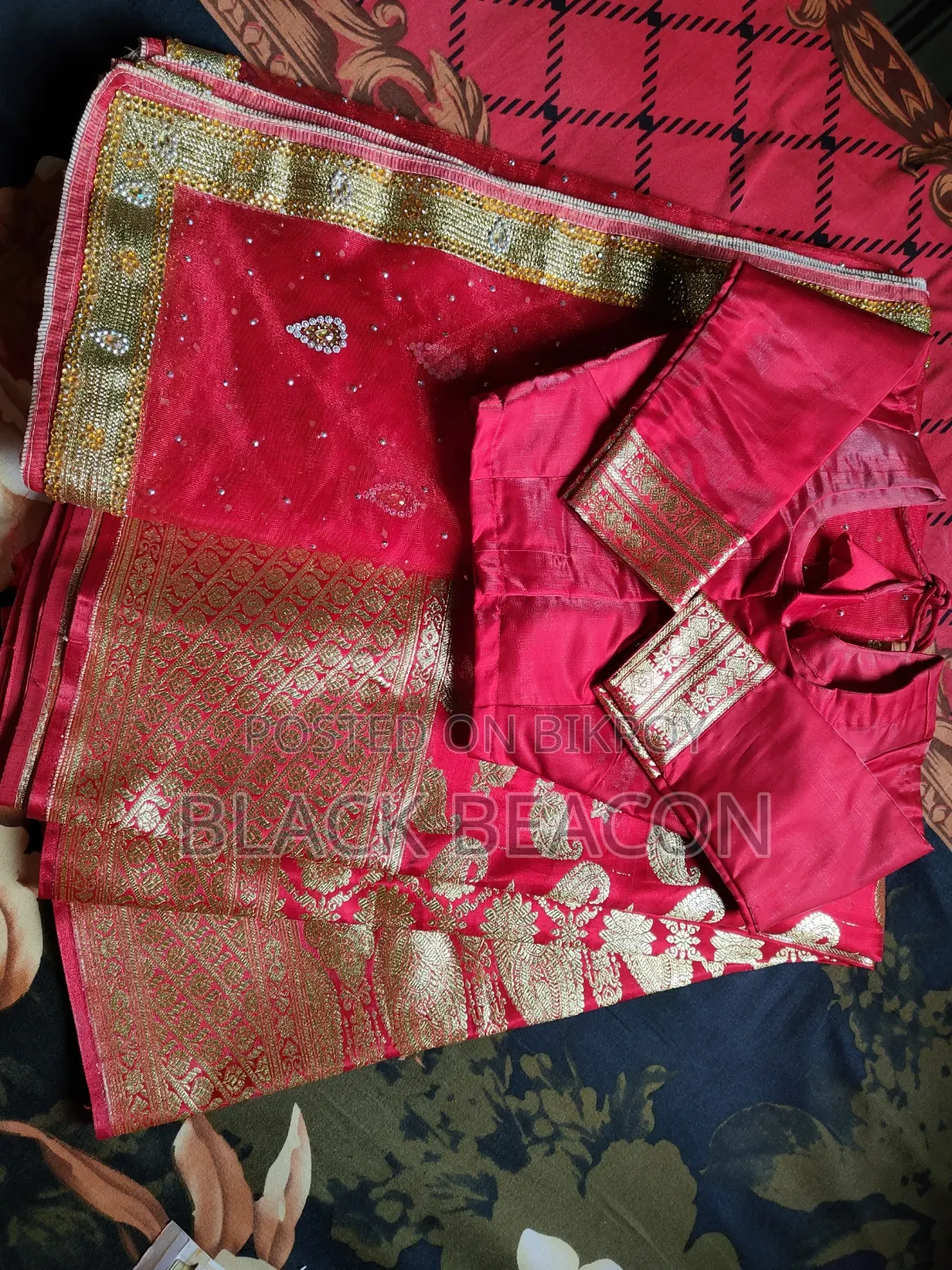 Katan Banarasi Saree with Blouse and Orna