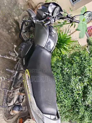Yamaha 2017 Black
