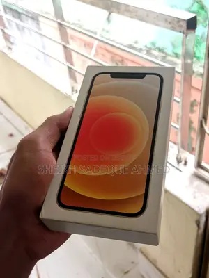 অ্যাপল আইফোন ১২ ৬৪ জিবি ব্ল্যাক