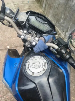 Honda Hornet 2018 Blue