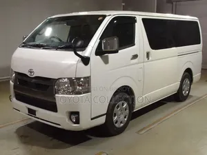 Toyota HiAce 2021