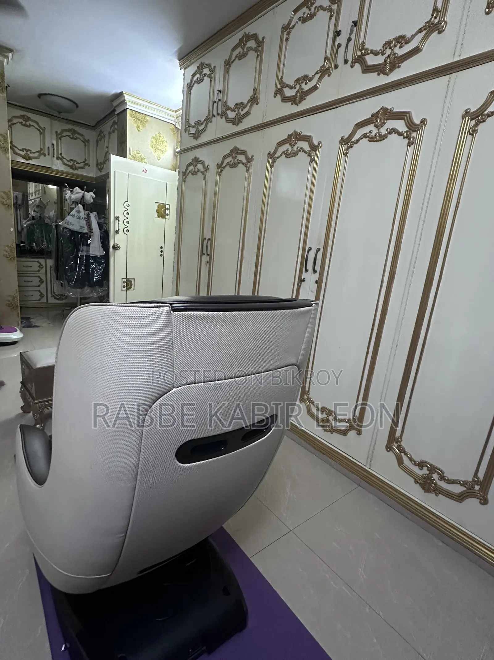 Comtek L-Shape Rk1900a Massage Chair