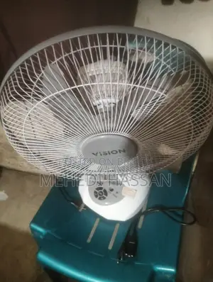 টেবিল ফ্যান ফ্যান টেবিল ফ্যান ১ মাস ব্যবহৃত