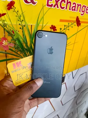 অ্যাপল আইফোন ৭ ১২৮ জিবি কালো