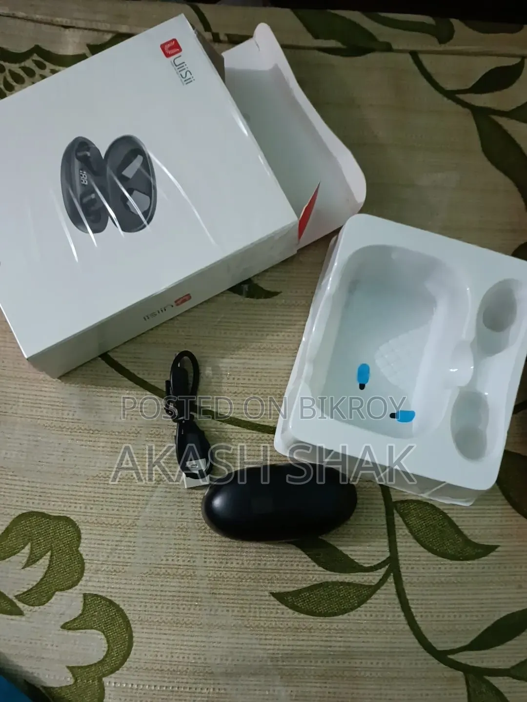 Uiisii TWS-T18 Wireless Bluetooth Earbuds