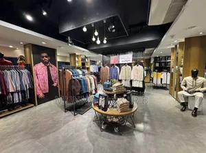 শোরুমে সহকারী সুপারভাইজার ও স্যালসম্যান লাগবে।
