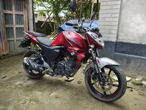 ইয়ামাহা এফজেড ২০১৮ রেড