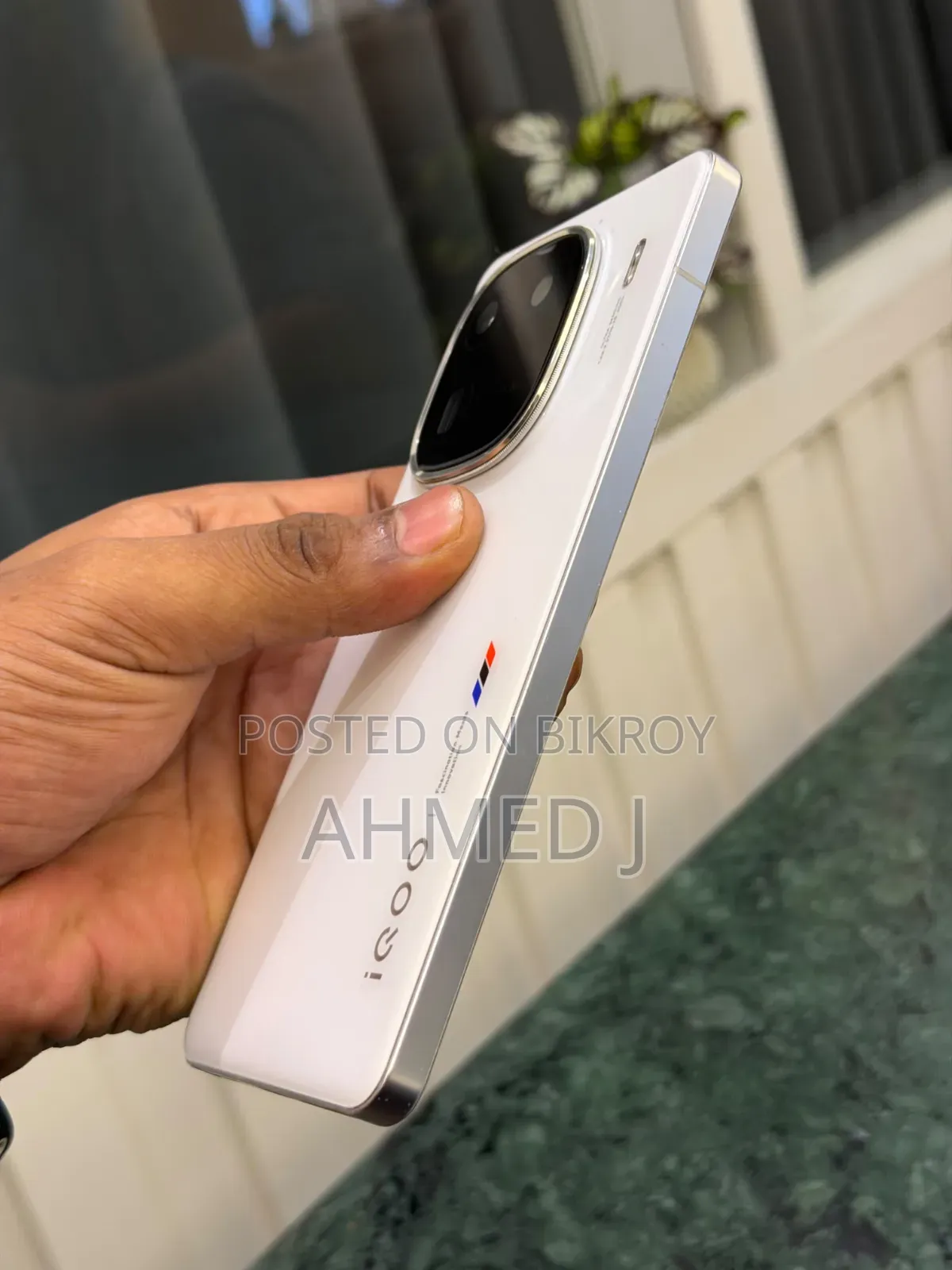 iQOO 12 512 GB White