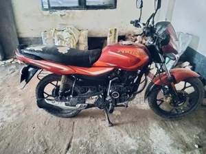 Bajaj Platina 100 2022 Red