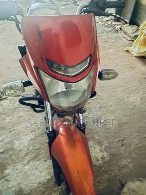 Bajaj Platina 100 2022 Red