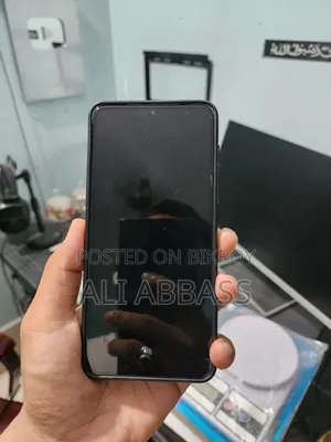স্যামসাং গ্যালাক্সি এস২১ ৫জি ২৫৬ জিবি হোয়াইট