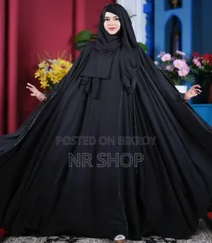 Nusayba Abaya