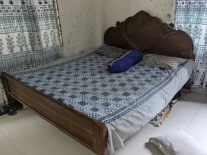শীলকরি কাঠের খাট