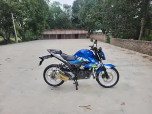 সুজুকি জিক্সার এফআই এবিএস ২০২২ ব্লু