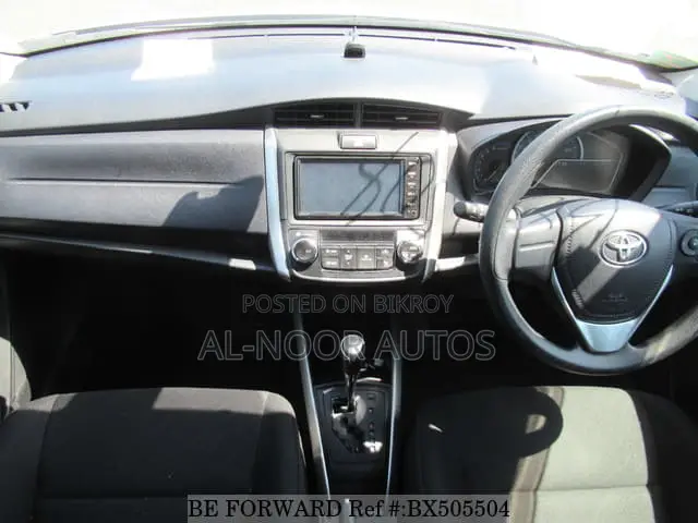 Toyota Corolla Fielder 2021 Silver
