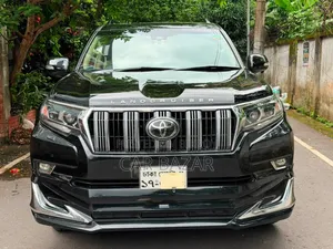 Toyota Land Cruiser Prado 2.7 2017 Black