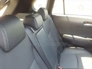 নতুন টয়োটা করোল্লা ক্রস ২০২৬ কালো