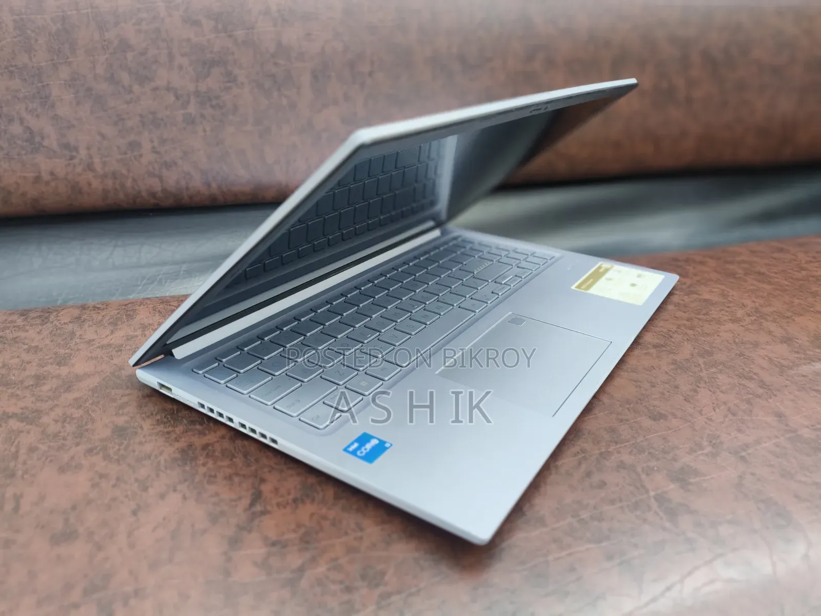 Laptop Asus Vivobook 15 4GB Intel Core I3 SSD 512GB
