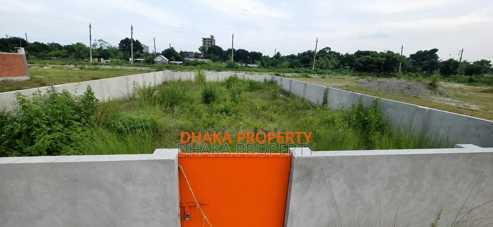 সেক্টর-৫ এ কর্নার ৩ কাঠা পার্ক উত্তর/পূর্বমুখী
