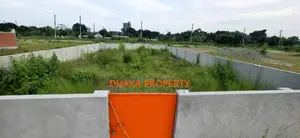 সেক্টর-৫ এ কর্নার ৩ কাঠা পার্ক উত্তর/পূর্বমুখী