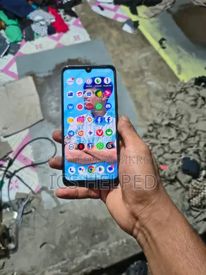 Vivo V23 128 GB
