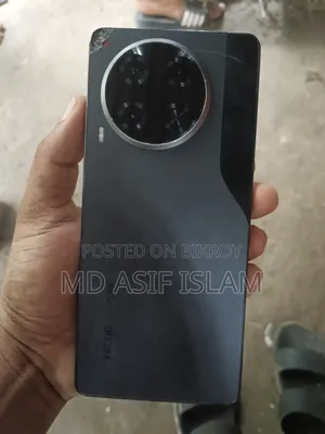 টেকনো ক্যামন ৩০ ২৫৬ জিবি কালো