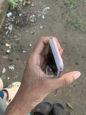Apple iPhone 7 32 GB Rose Gold