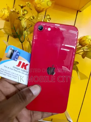 অ্যাপল আইফোন এসই ৬৪ জিবি রেড