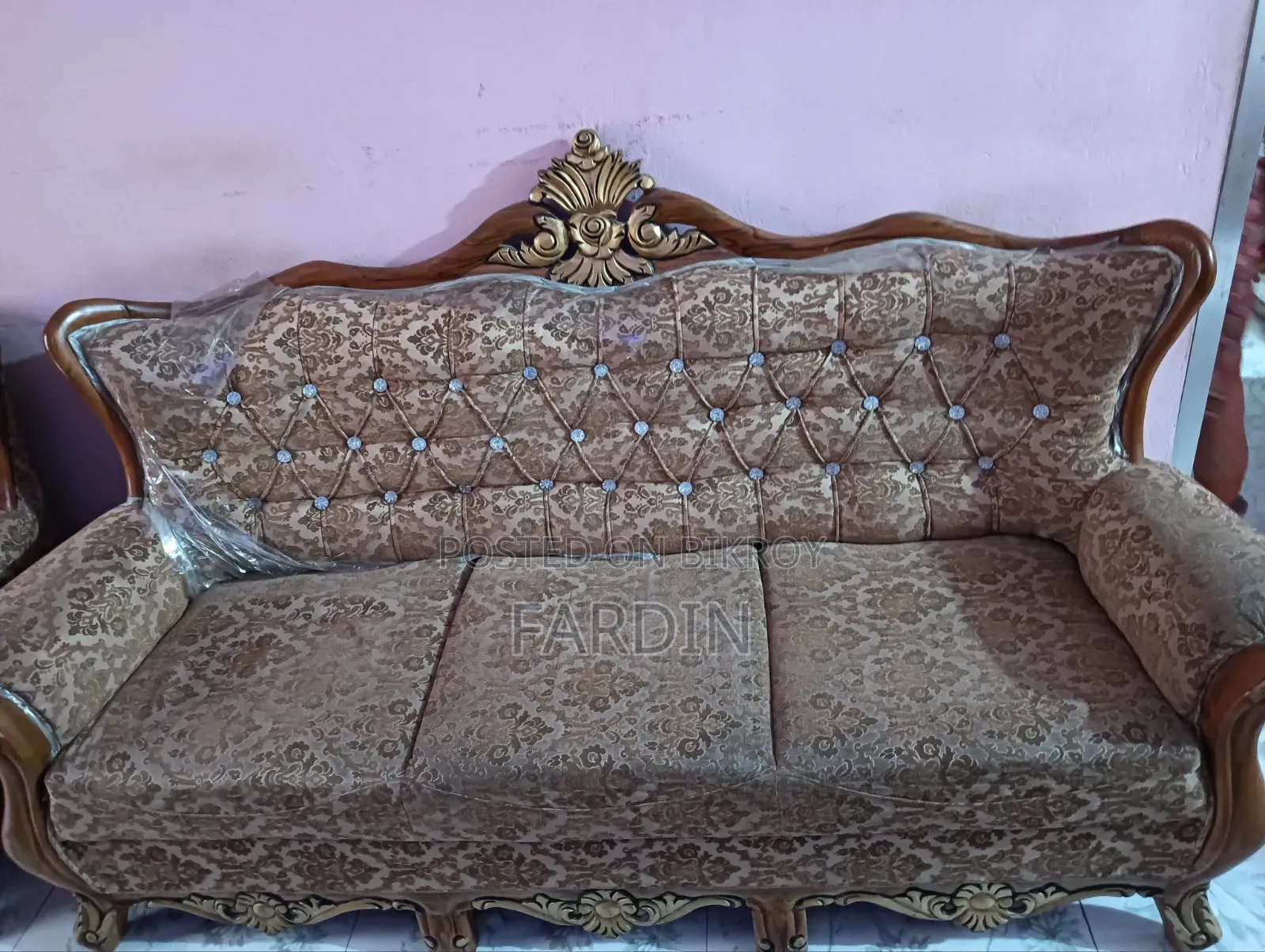 Sofa for Sale