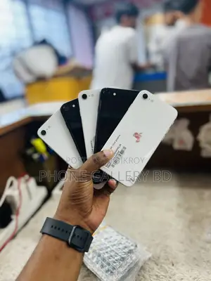 Apple iPhone SE (2020) 64 GB