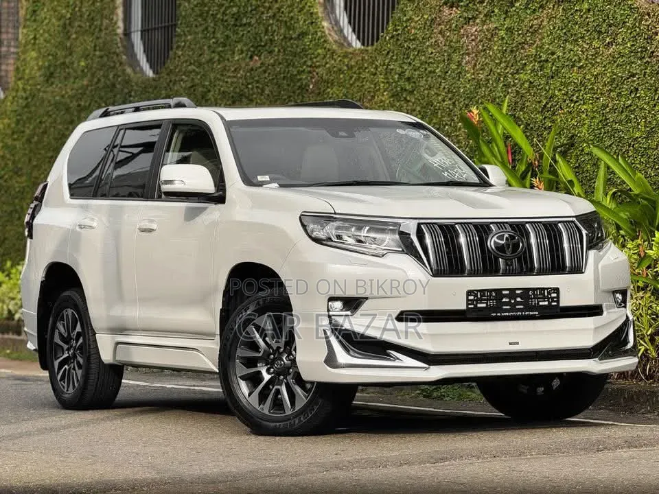 Toyota Land Cruiser Prado 2.7 2023 Pearl