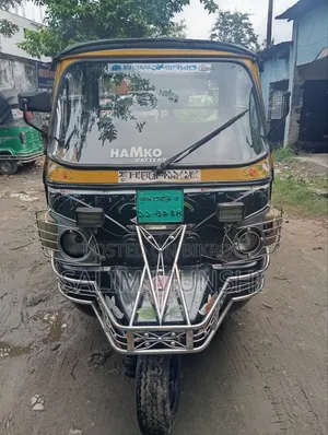 Mahindra Centuro 2016 Black