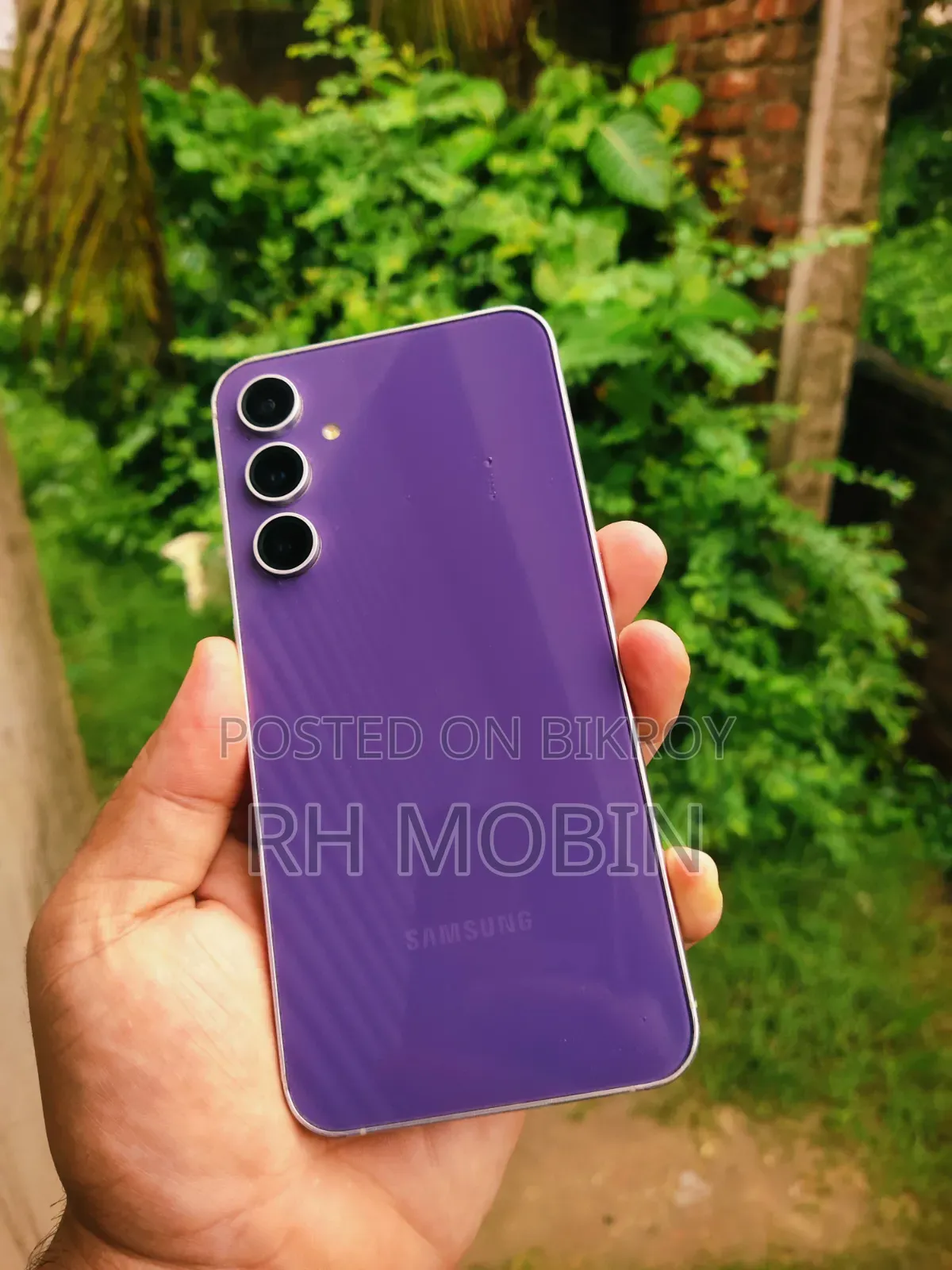 স্যামসাং গ্যালাক্সি এস২৩ এফই ২৫৬ জিবি সাদা