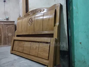 লিভিং রুমের জন্য সেগুন কাঠের খাট