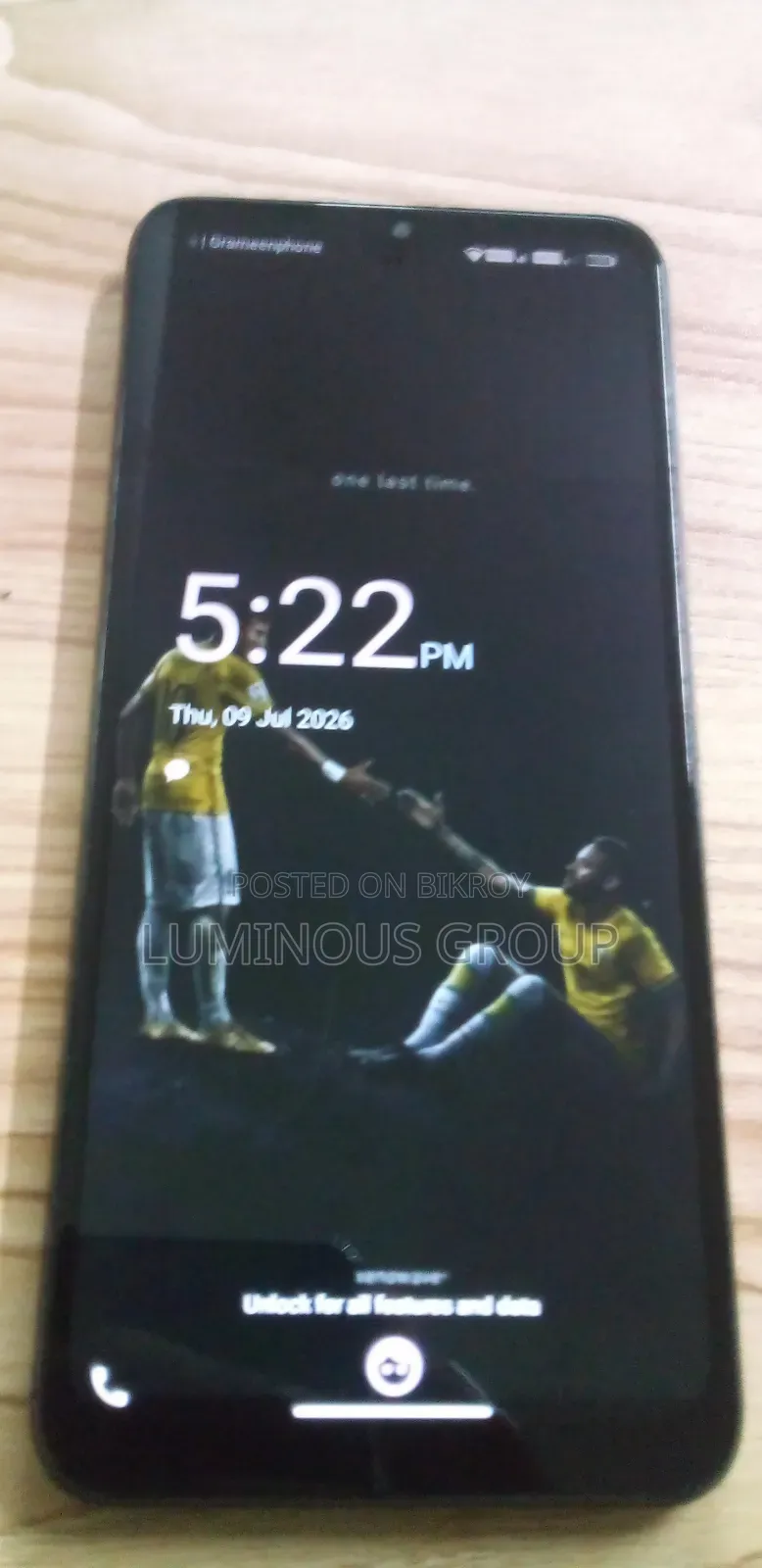 Symphony G26 32 GB Black